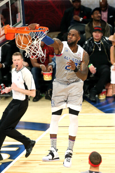 足协杯前瞻：国安时隔7年冲队史第5冠，河南盼成新王创历史（足协杯前瞻：国安时隔七年剑指队史第五冠，河南盼加冕新王改写历史）